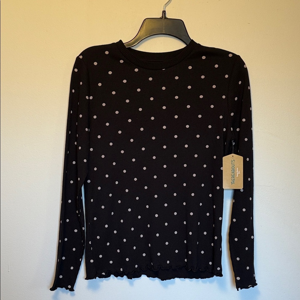 Stylish Black Polka Dot Long Sleeve Tee